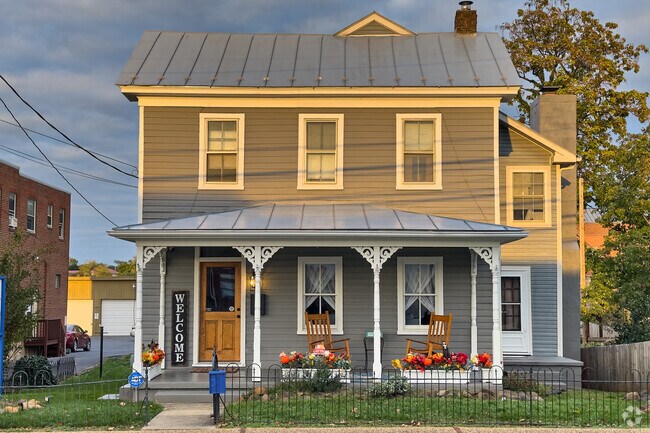 Front Royal is home to many houses with old-world character and charm.