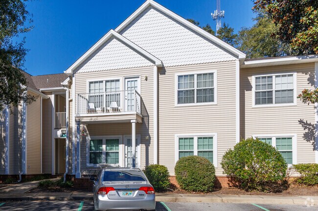 Townhomes are plentiful and an affordable housing option in Niceville.