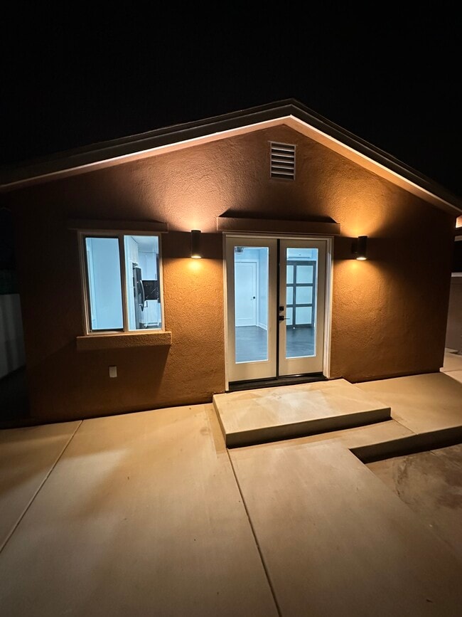 4068 Armstrong St unit ADU, San Diego, CA 92111 - photo 3