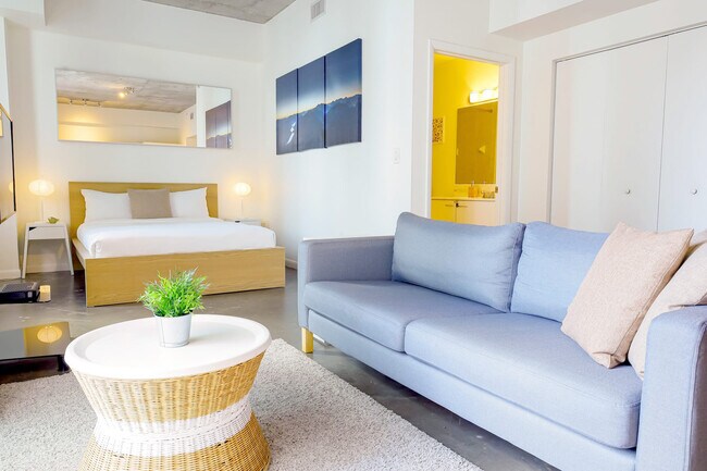 133 NE 2nd Ave unit FL14-ID1044536P, Miami, FL 33132 - photo 2