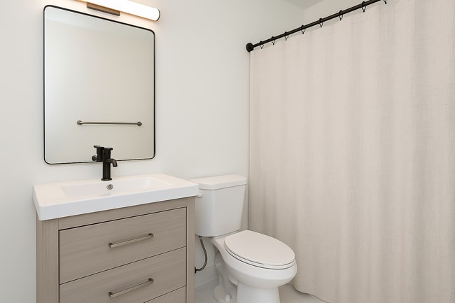 3721 Military Rd NW unit B, Washington, DC 20015 - photo 2