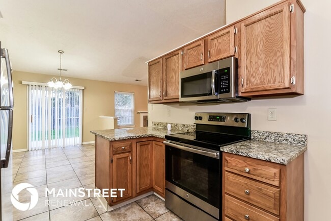 3935 Libra Ln, Indianapolis, IN 46235 - photo 6