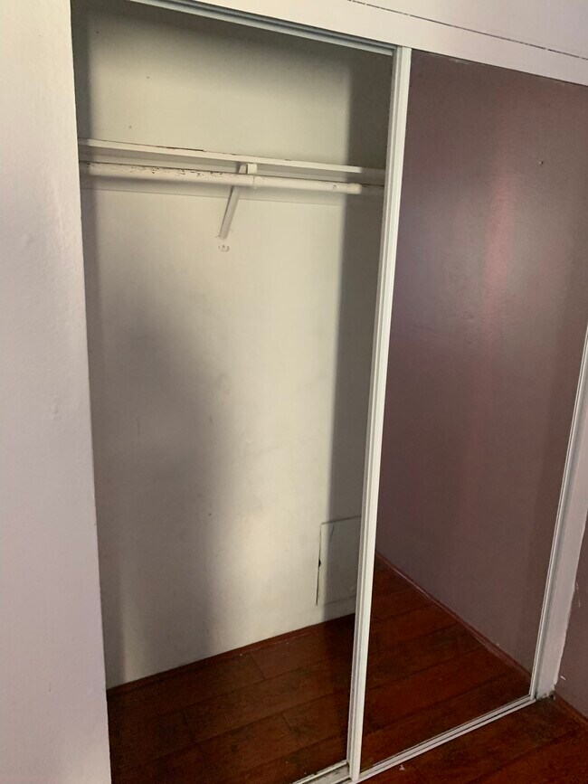 6151 Reseda Blvd unit 5, Tarzana, CA 91335 - photo 3