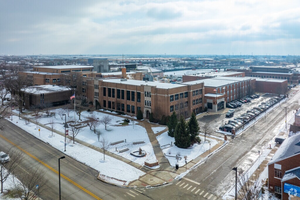 Argo Community High School, Rankings & Reviews