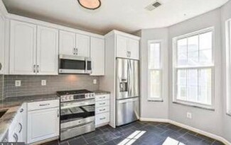 20447 Chesapeake Square Unit 20447 Chesapeake Sq #302, Potomac Falls, VA 20165