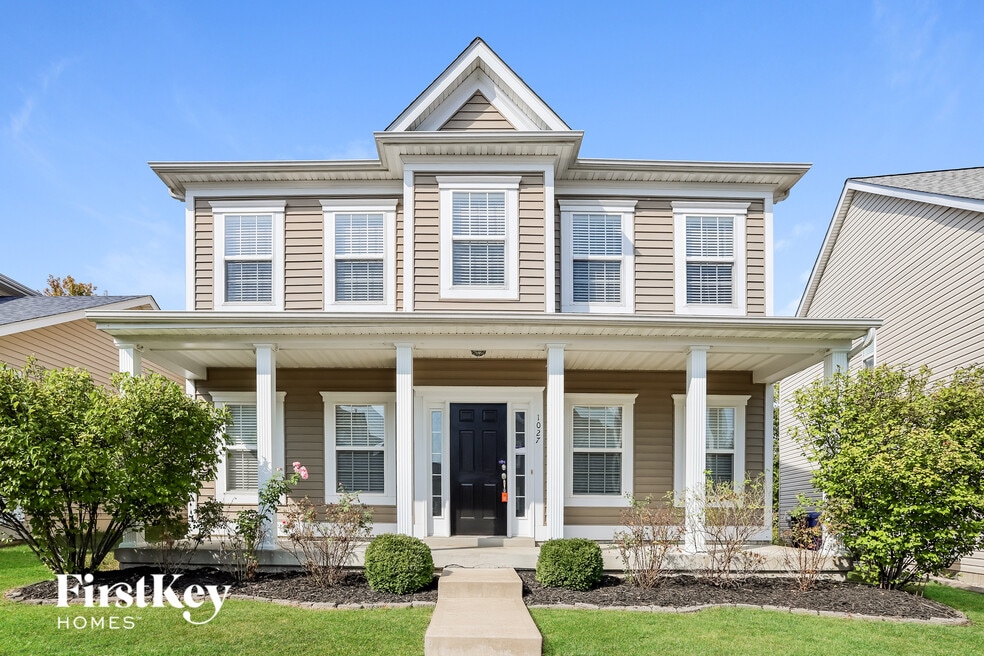 1027 Glengarry Dr, Wentzville, MO 63385 - photo 1