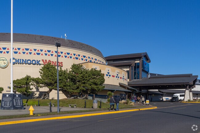 As a popular destination for tourists,The Chinook Winds Casino Resort is a major employer in Lincoln City.