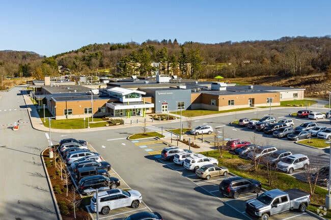 Franklin Regional Primary School is part of the Franklin Regional Public School System.