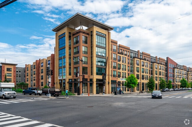 The intersection of Benning Rd NE and Minnesota Ave NE forms the center of Mahaning Heights.