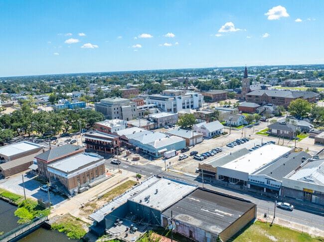 Downtown Houma is a hub, where many of the shops and restaurants can be found.