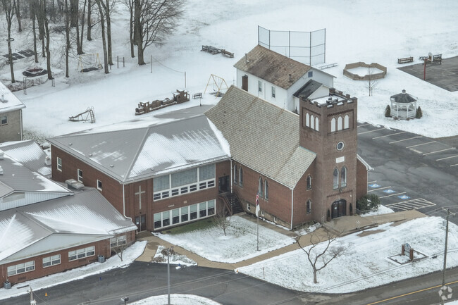 St Lukes Lutheran School is located in Cabot.