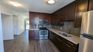 2326 E Pinchot Ave, Phoenix, AZ 85016