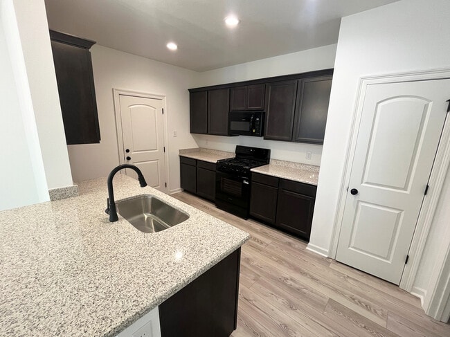 2096 Sherri's, Port Allen, LA 70767 - photo 6