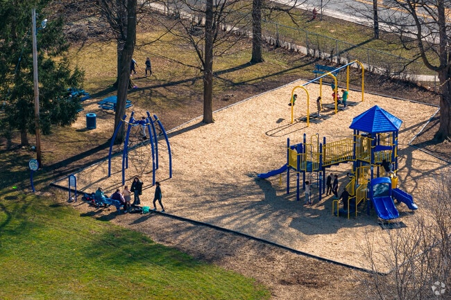 There are many playgrounds in Onondaga.