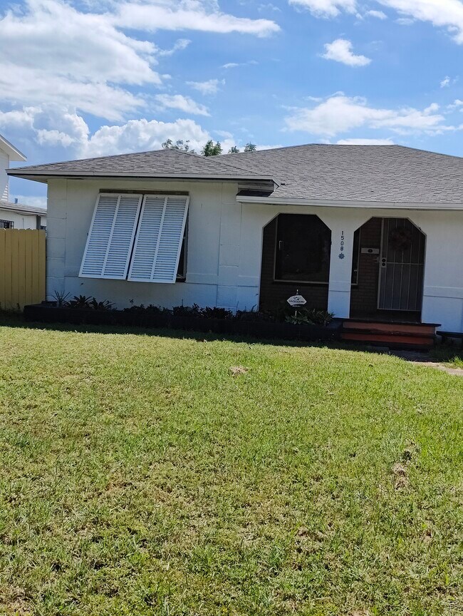 1508 28th Ave S, Saint Petersburg, FL 33705