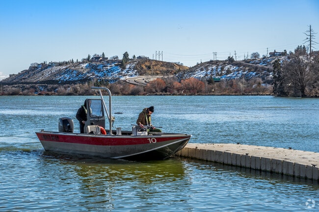 The Klamath Falls has many areas to launch your fishing and recreational boats.