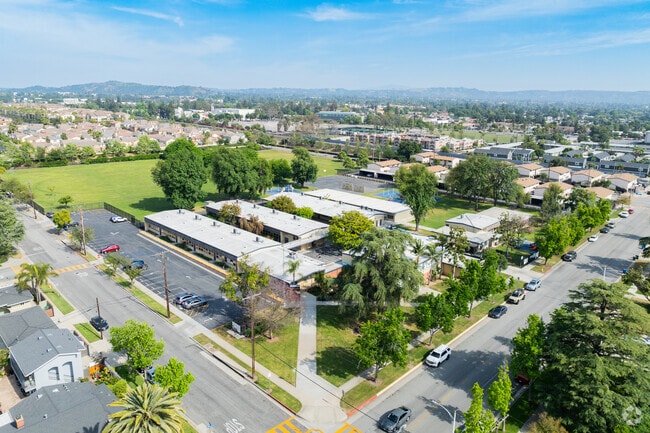 Dalton Elementary School is a popular option for early learners in Rosedale.