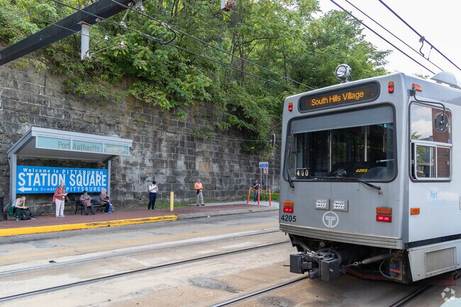 Subway stops are a ten-minute drive of Esplen.