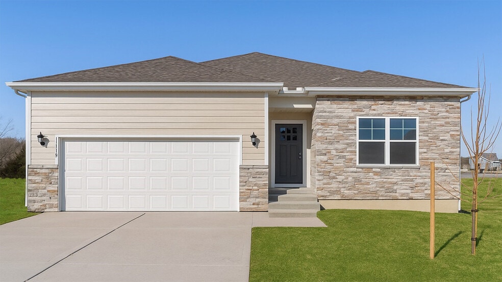 621 Izzy Way, Liberty, MO 64068 - photo 1