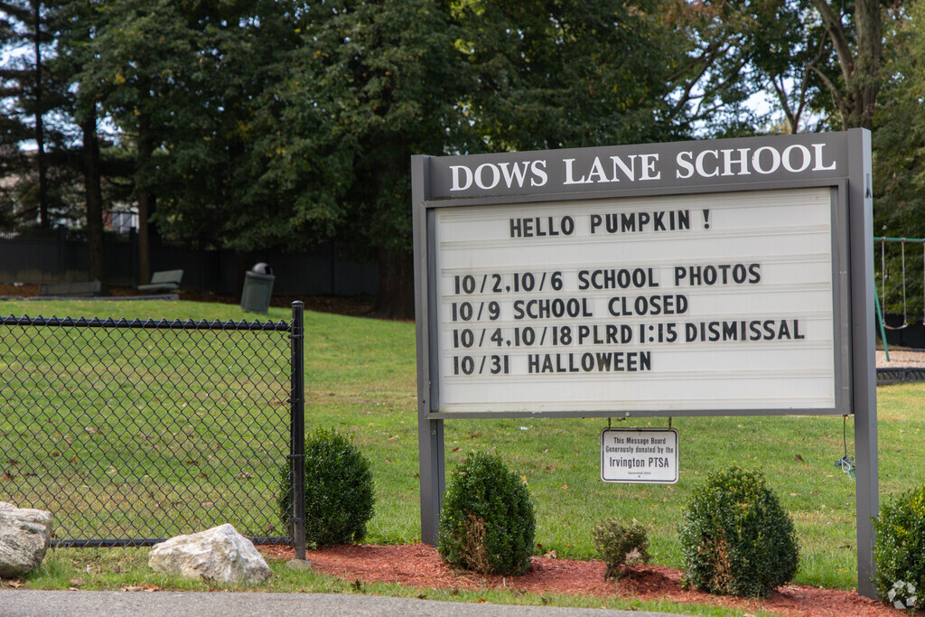 Dows Lane Elementary School, Rankings & Reviews Dows Lane Elementary School, Rankings & Reviews