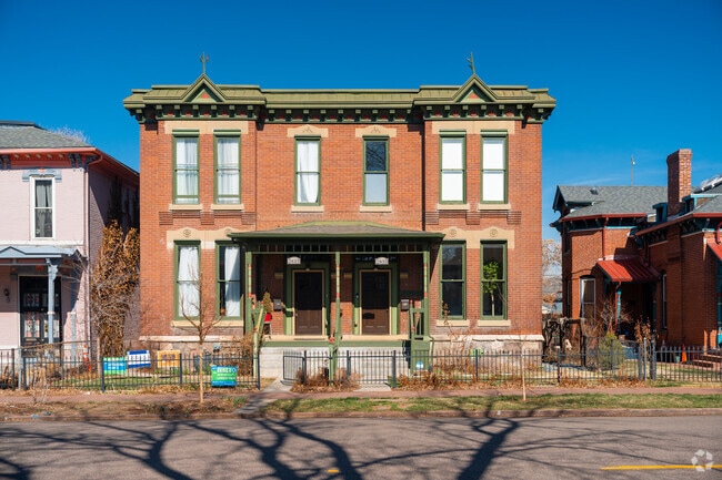 Duplexes are another popular home style within the Curtis Park neighborhood.