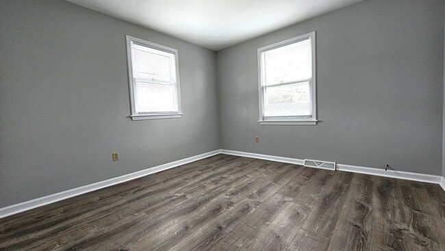 158 Main St unit . F, Winooski, VT 05404 - photo 4