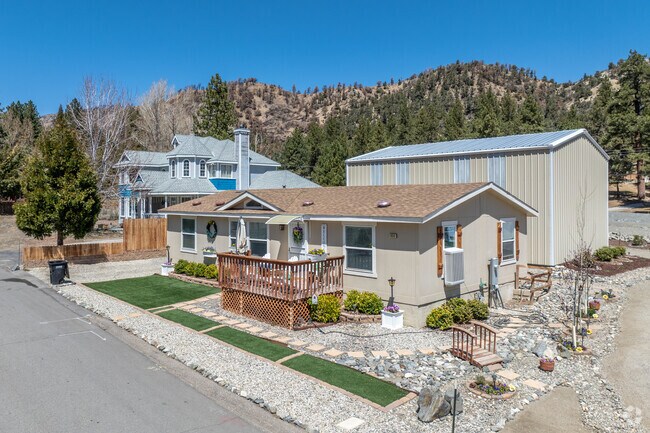 Wrightwood features ranch homes with open layouts and modern amenities, blending comfort and style.