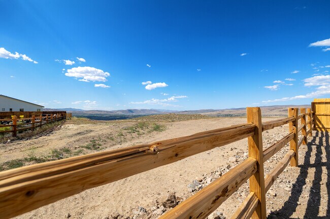 5439 Marblestone Ct, Sparks, NV 89436 - photo 6