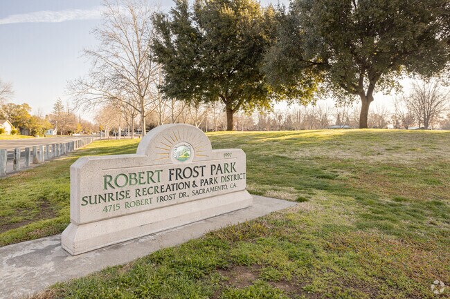 Robert Forest Park signage welcomes all who arrive.