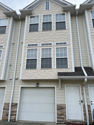 30056 Euclid Ave Unit 8, Wickliffe, OH 44092