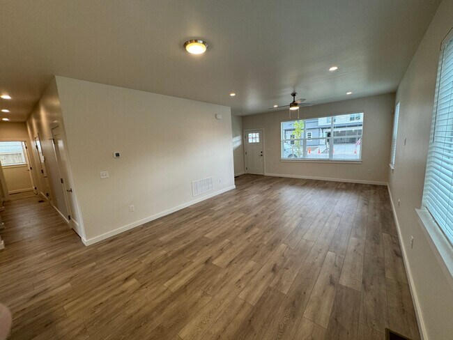 611 Companion Way, Belgrade, MT 59714 - photo 6