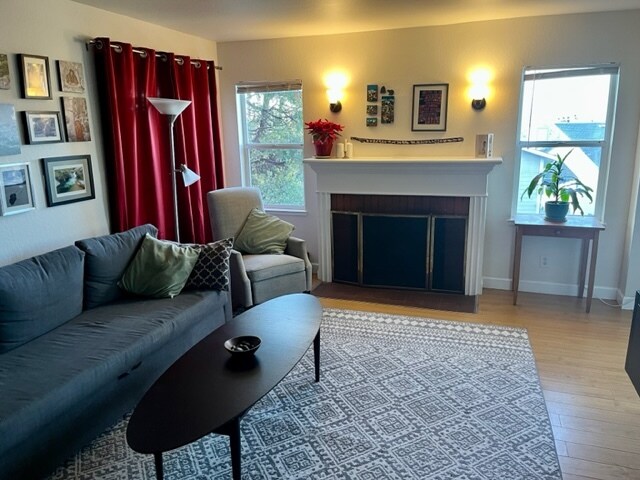 6077 N Arlington Blvd unit B, San Pablo, CA 94806 - photo 2