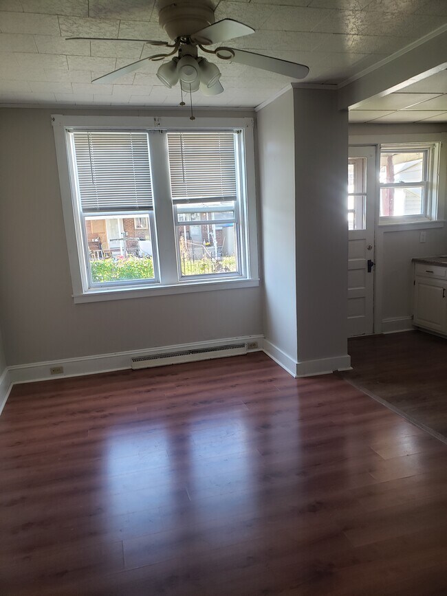 132 Delaware Ave, Lewistown, PA 17044 - photo 4