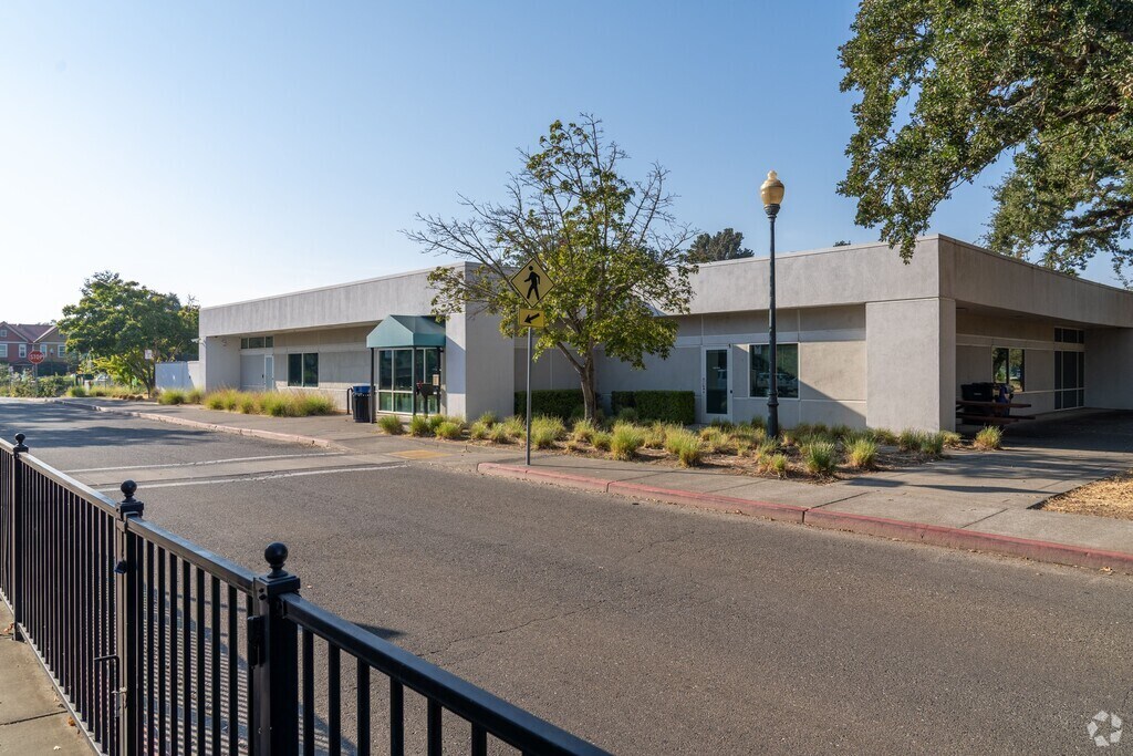 Bridges Community School serves students in the Windsor community.