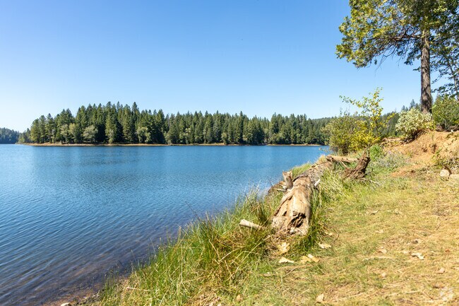 You can go to Paradise Lake for boating or fishing.