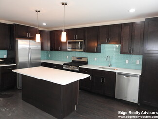 482 Fulton St Unit 1, Medford, MA 02155