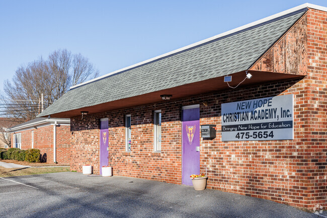 New Hope Christian Academy offers a K-12 Christian education.