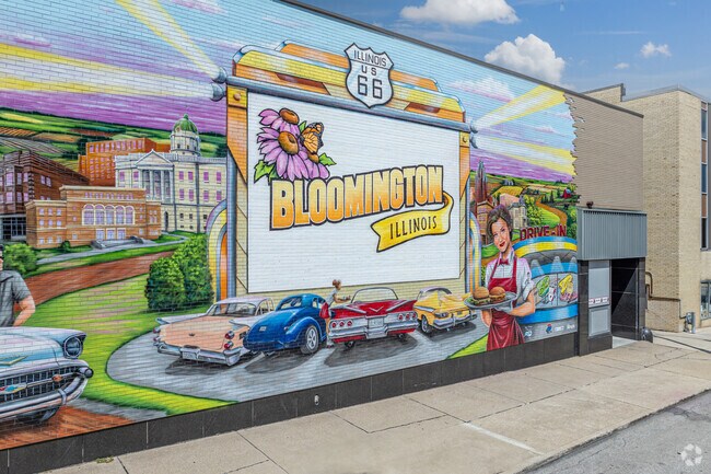 Near East is located in the vibrant city of Bloomington, Illinois.