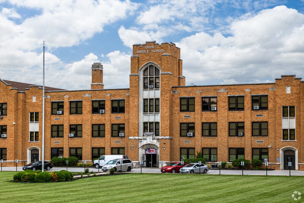 Bode Middle School is a public school in Saint Joseph, MO, offering a Gifted & Talented program and Project Lead The Way curriculum.