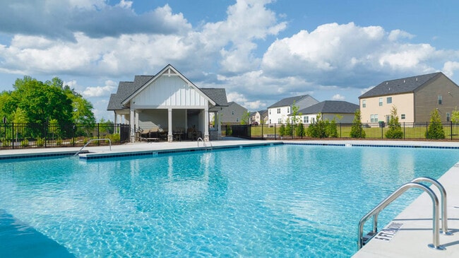 647 Whitman Ln, Stockbridge, GA 30281 - photo 2