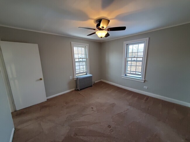 396 W Clements Bridge Rd unit 2, Runnemede, NJ 08078 - photo 6