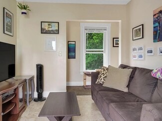 14 Swan St Unit 2, Augusta, ME 04330