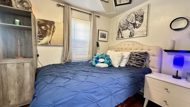 4752 Lotus St unit ID1317339P, San Diego, CA 92107 - photo 2