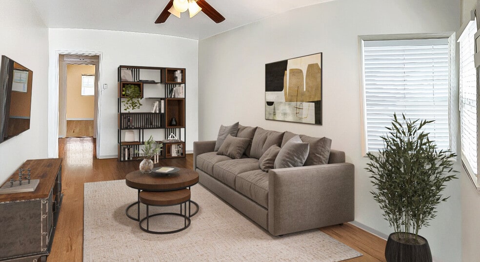 38 8th Ct unit Bottom, Hermosa Beach, CA 90254 - photo 1