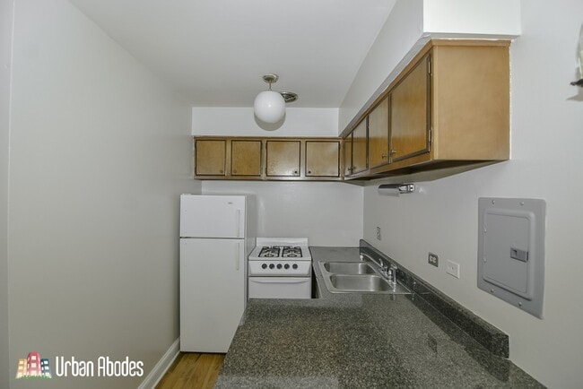 648 W Wrightwood Ave unit A05C, Chicago, IL 60614 - photo 3