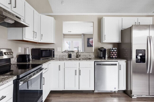 9791 Stonewall Ln unit ID1228624P, Avon, IN 46123 - photo 5