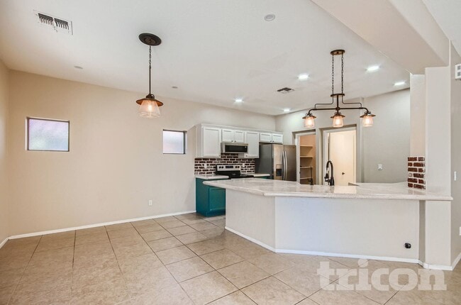 44995 W Portabello Rd, Maricopa, AZ 85139 - photo 6