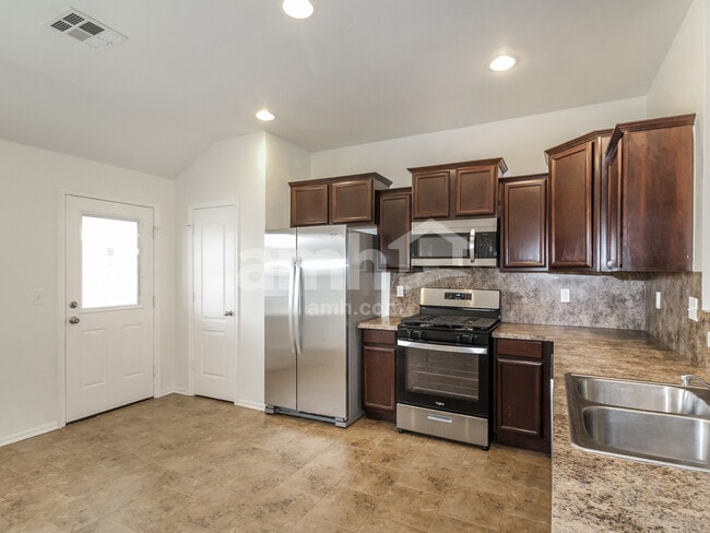 11441 SW 25th Terrace, Yukon, OK 73099 - photo 3