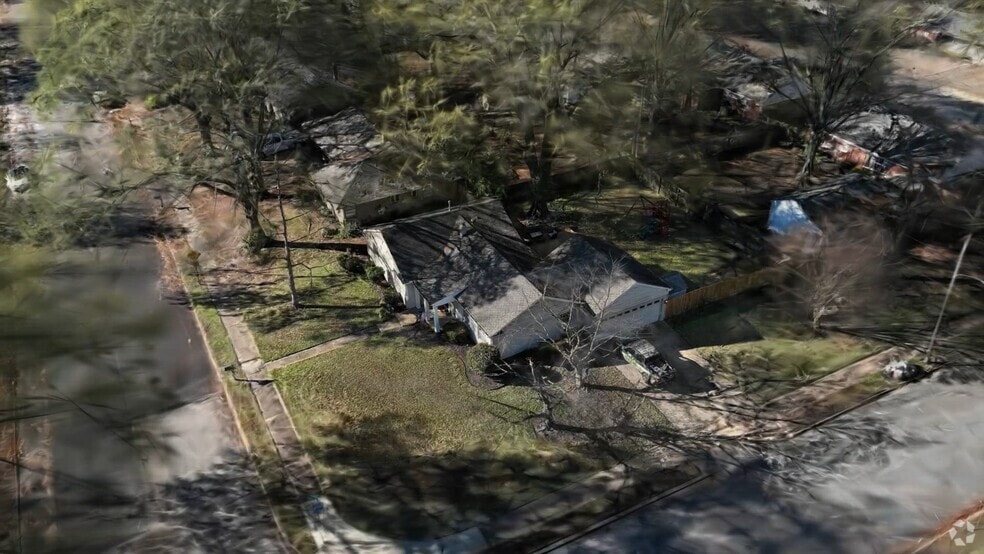 5170 Sequoia Rd, Memphis, TN 38117 - photo 2