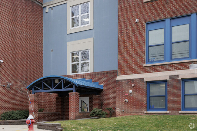 22% of students at the E. Roy Bixby School in Bogota, NJ are proficient in math.
